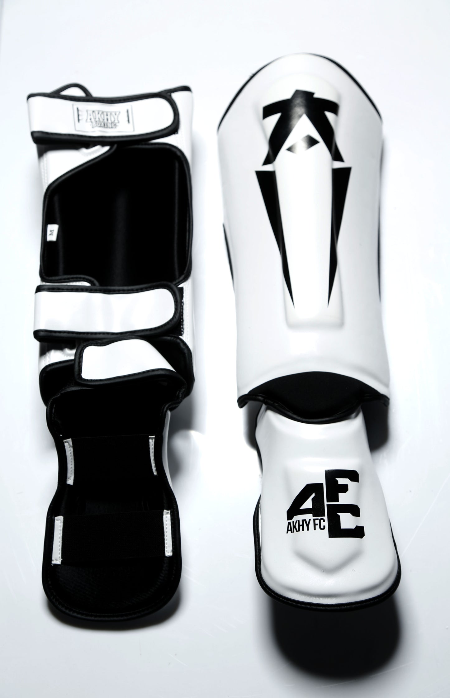 Shinguard White&Black