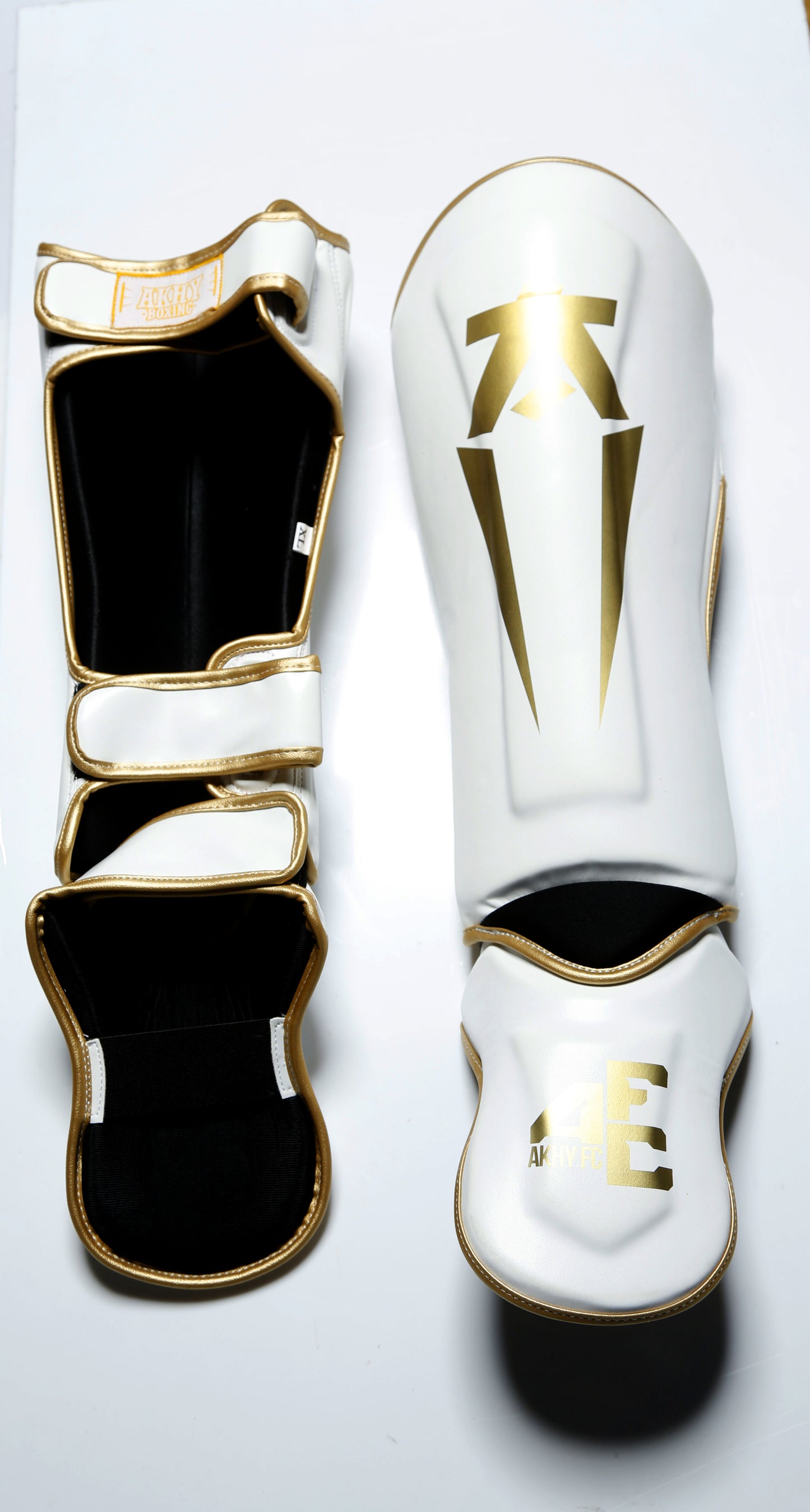 Shinguard White&Gold