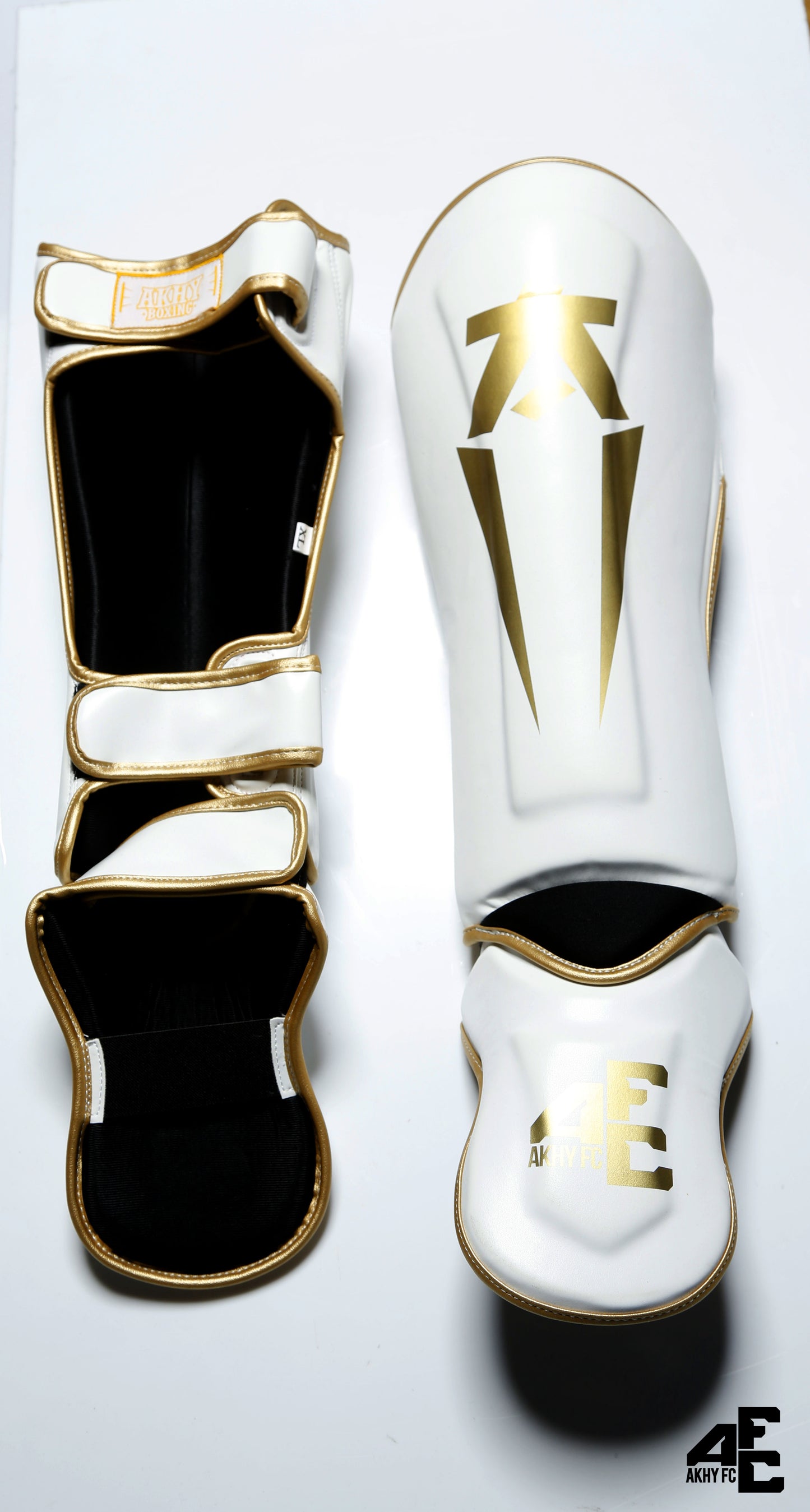 Shinguard White&Gold