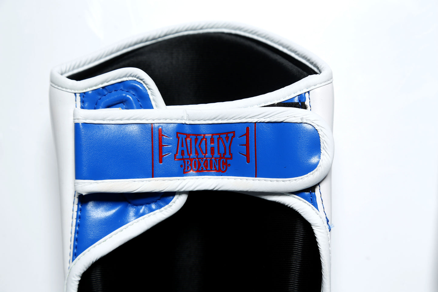 Shinguard Blue&White