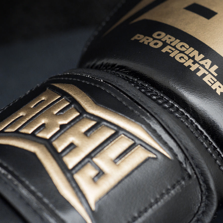 BOXING GLOVES BLACK&GOLD